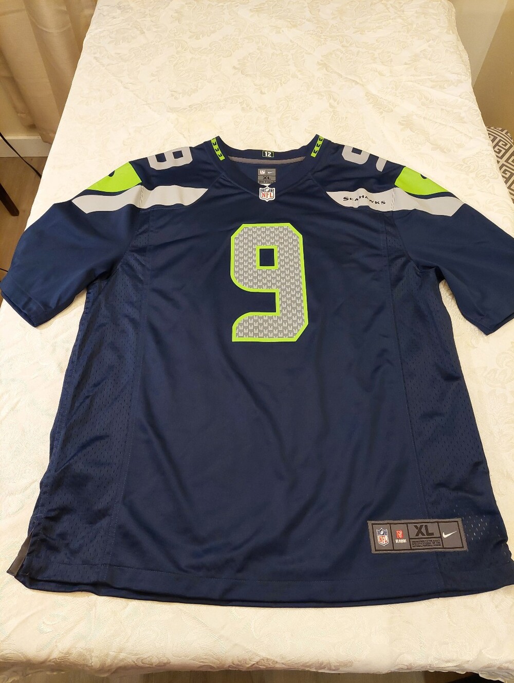 NFL Seattle Seahawks Jersey Kenneth Walker III #9 Nike On Feild. Size Xl